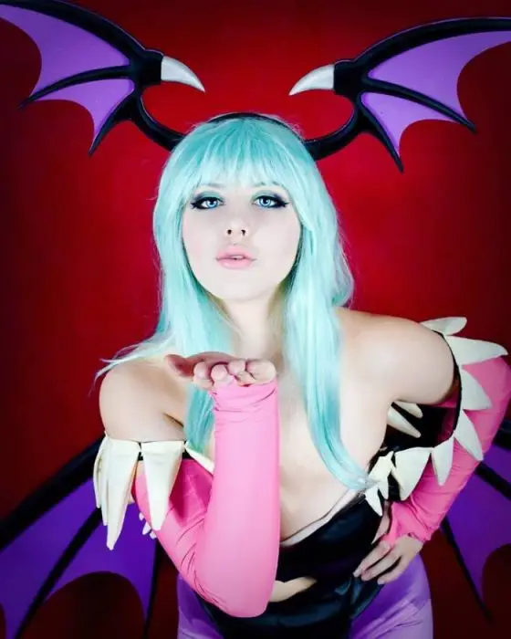 Seviria Cosplay - Morrigan - 02-min