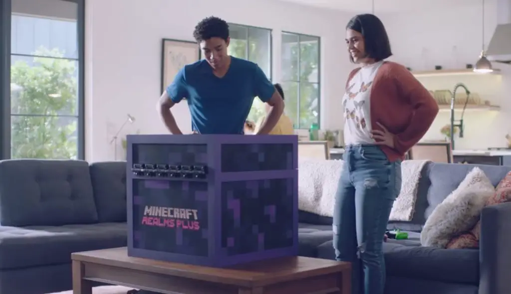 Il tuo abbonamento a Minecraft è ora Minecraft Realms Plus, perché più parole sono meglio, giusto?