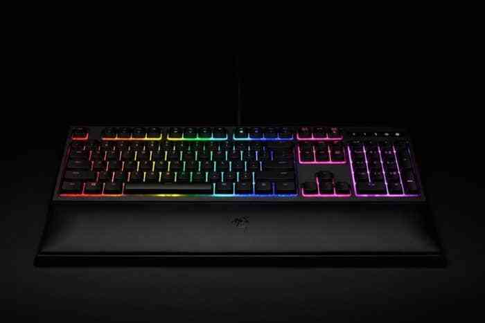 Tastiera razer ornata chroma