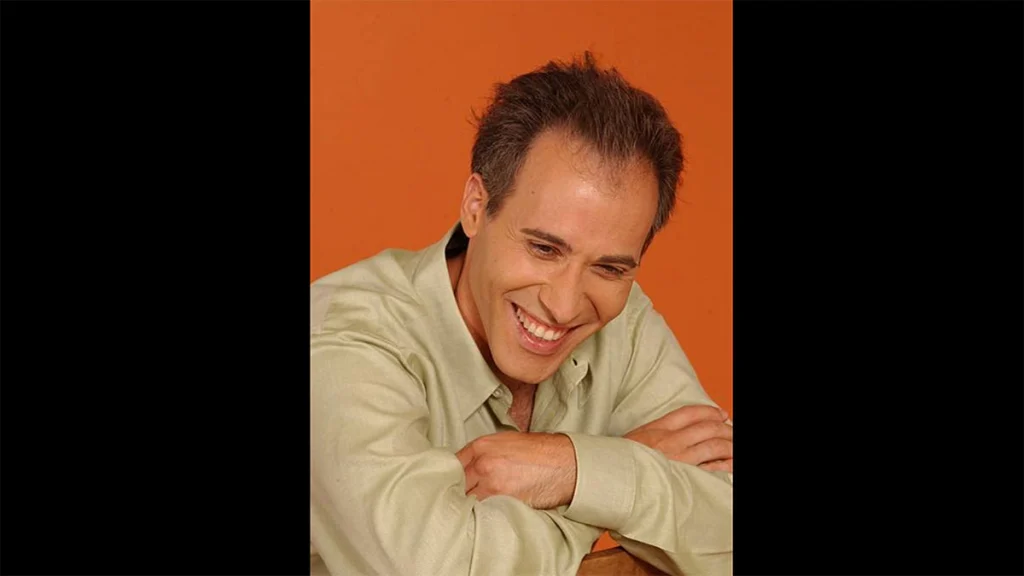 joe-thomas-doppiatore