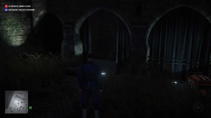 sneaky-pass-through-hitman-3